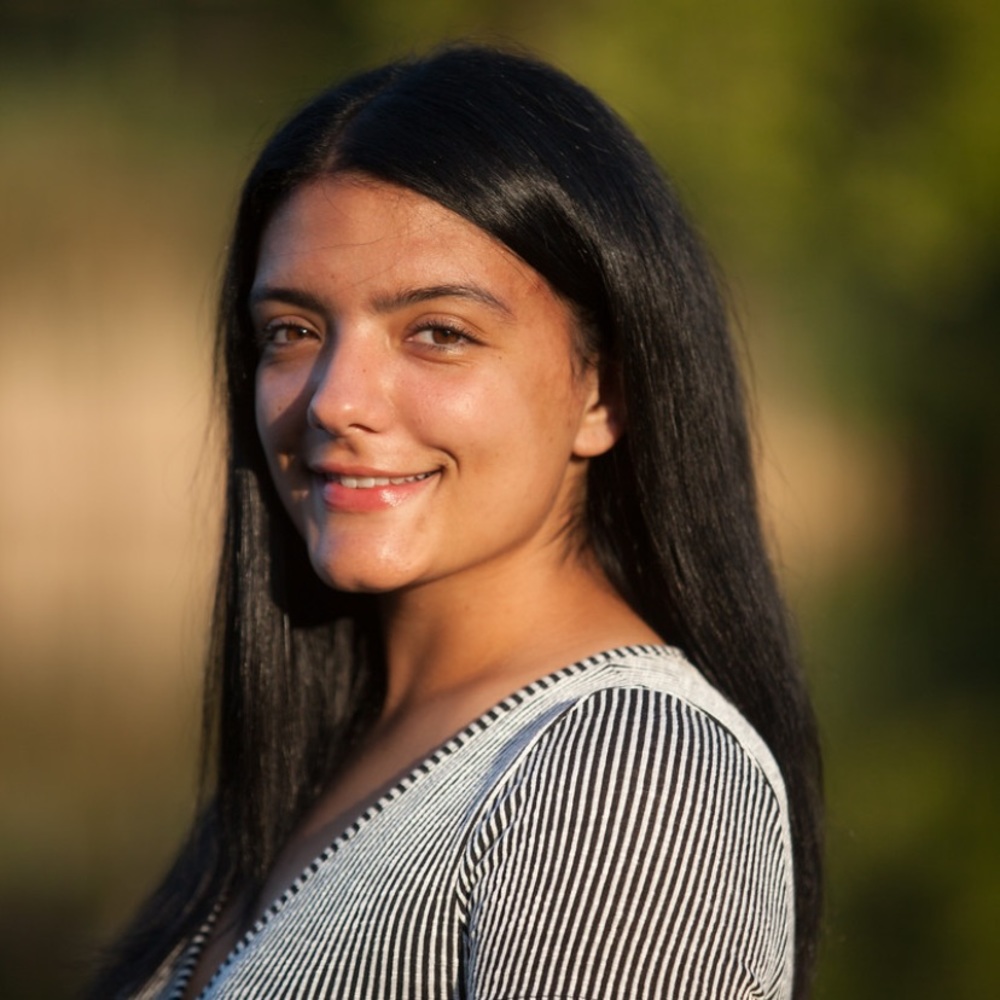 Meet your Posher, Sierra